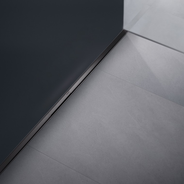 Оновлений душовий канал Geberit CleanLine50 з можливістю монтажу впритул до стіни