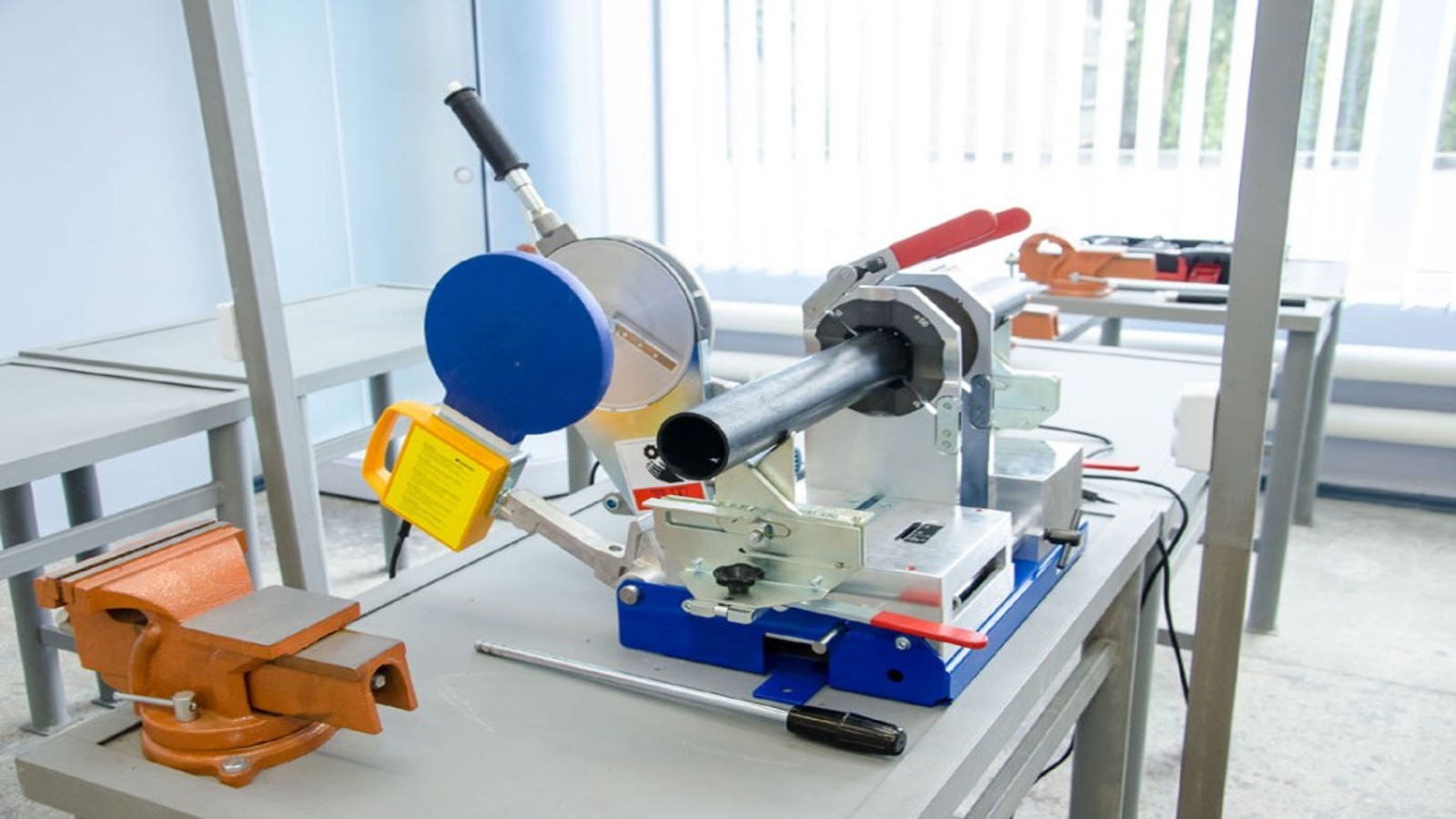 Соціальний проєкт Geberit - учбово-практичні класи для монтажників в Дніпро, Україна Соціальний проєкт Geberit - учбово-практичні класи для монтажників в Дніпро, Україна