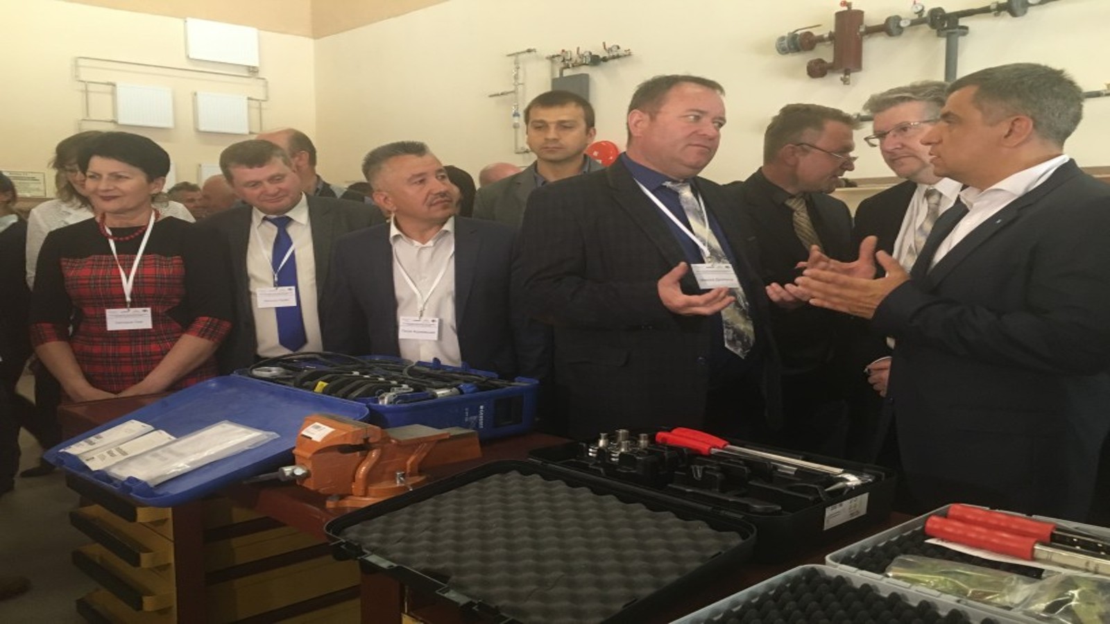 Соціальний проєкт Geberit - учбово-практичні класи для монтажників в місті Сарни, Україна Соціальний проєкт Geberit - учбово-практичні класи для монтажників в місті Сарни, Україна