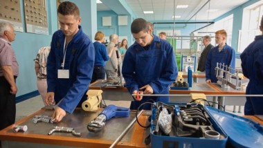 Соціальний проєкт Geberit - учбово-практичні класи для монтажників в Чернігові, Україна Соціальний проєкт Geberit - учбово-практичні класи для монтажників в Чернігові, Україна