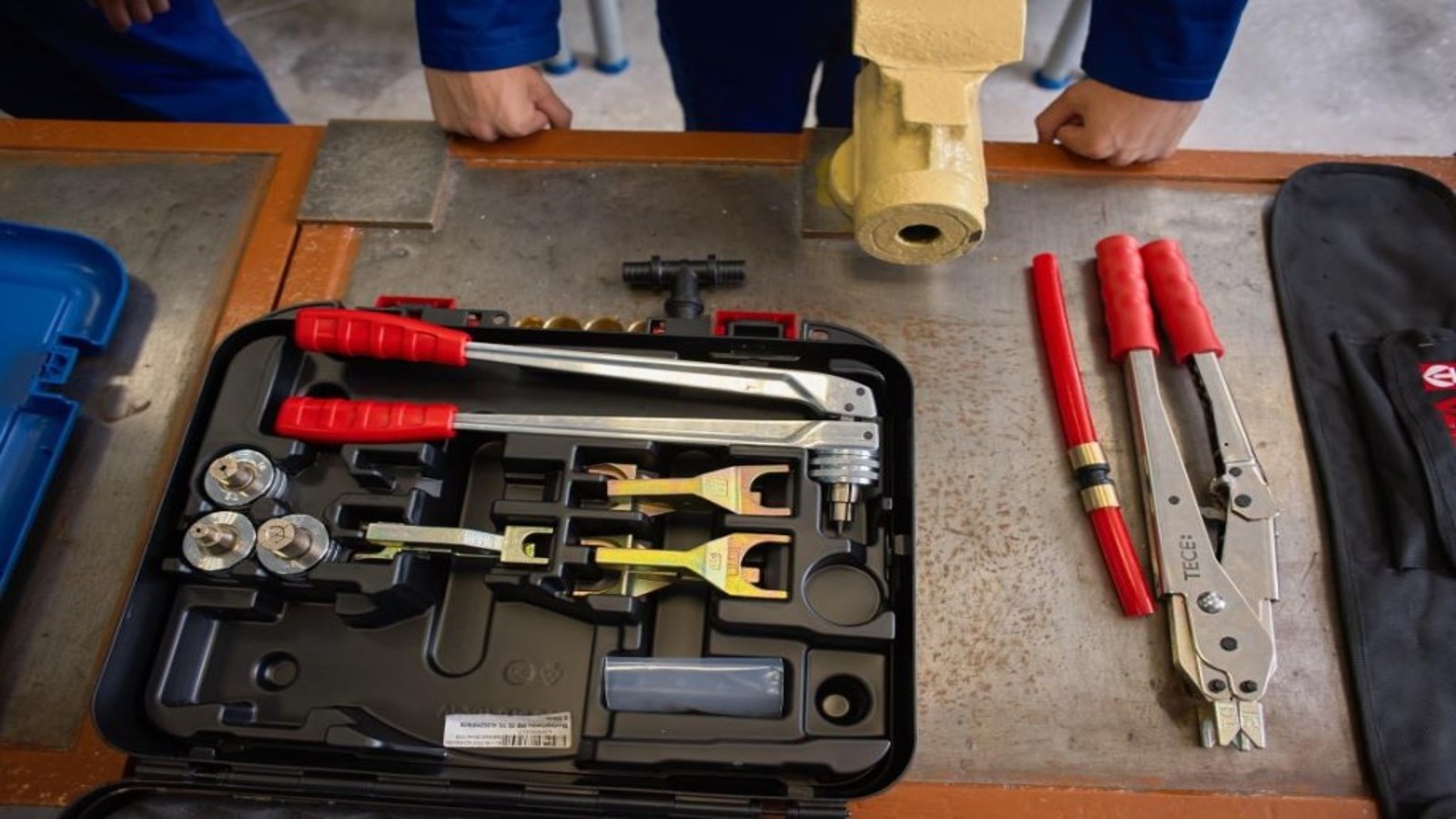 Соціальний проєкт Geberit - учбово-практичні класи для монтажників в Чернігові, Україна Соціальний проєкт Geberit - учбово-практичні класи для монтажників в Чернігові, Україна