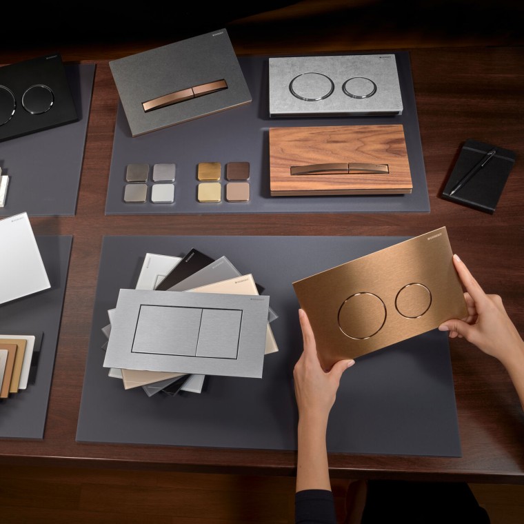 Широкий асортимент змивних панелей від Geberit