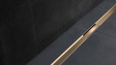 Дренажний канал Geberit CleanLine із нержавіючої сталі в кольорі Шампань Дренажний канал Geberit CleanLine із нержавіючої сталі в кольорі Шампань