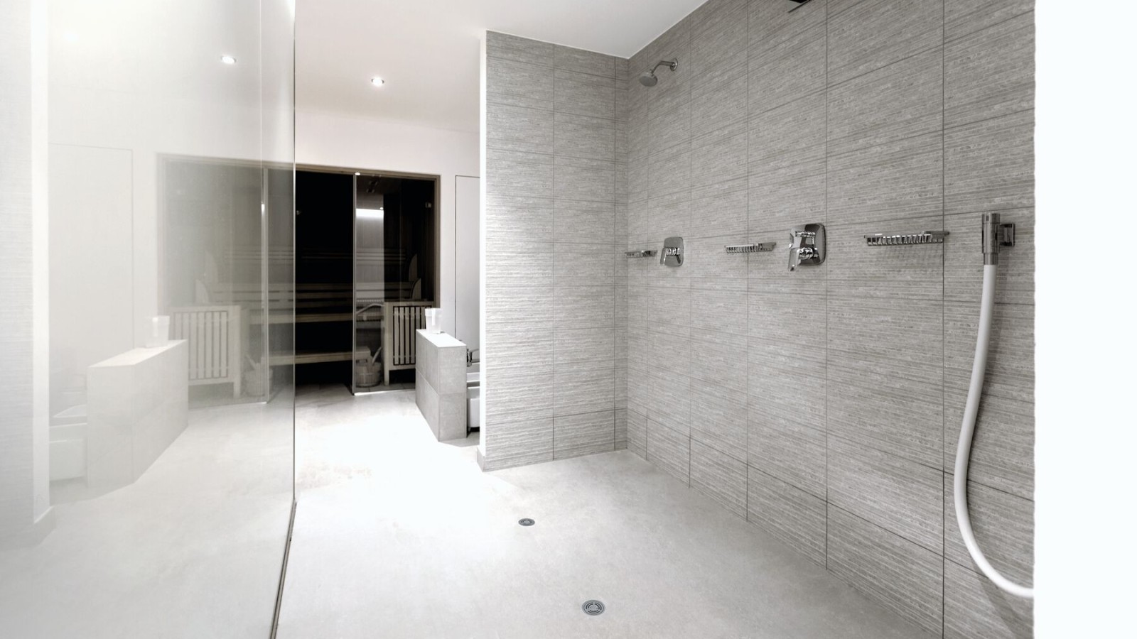 Спільна душова зі зливом з вінілу (ПВХ) Geberit у підлозі Спільна душова зі зливом з вінілу (ПВХ) Geberit у підлозі