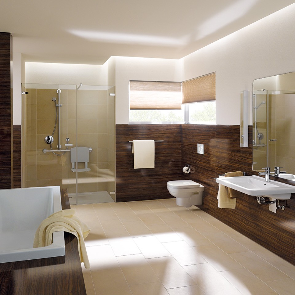 Ванна кімната Geberit Renova Comfort для підвищення комфорту осіб з обмеженими можливостями