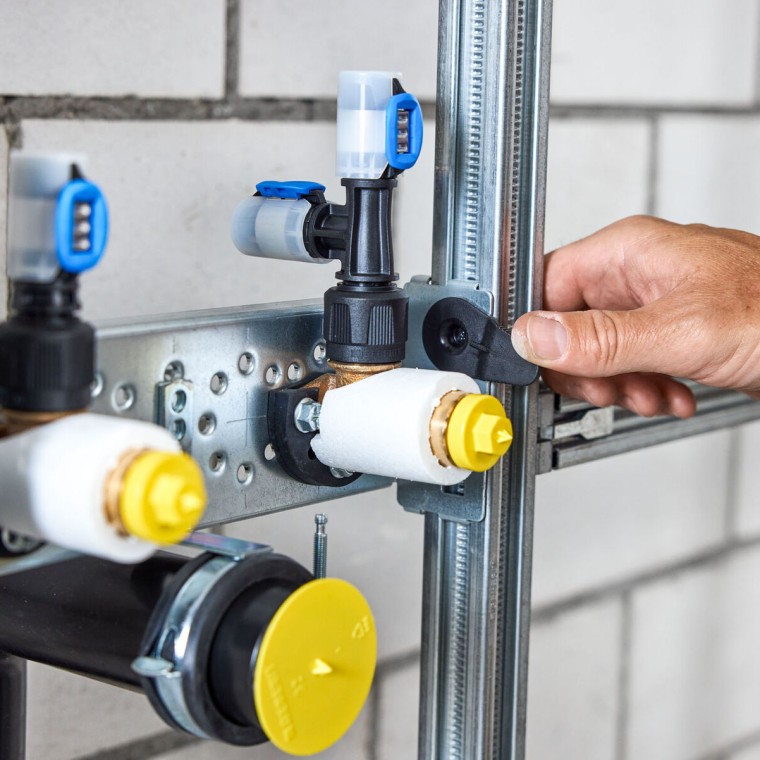 Затискання Geberit GIS без інструментів