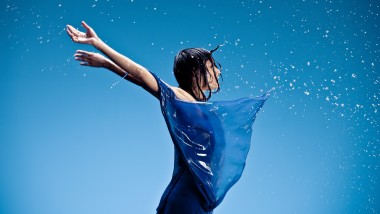 Мелані Вінігер позує для кампанії Geberit AquaClean