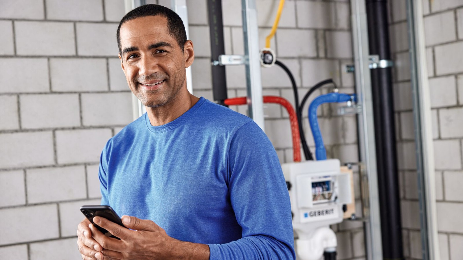 Керування та налаштування санітарного змиву Geberit HS50 через застосунок Geberit Control Керування та налаштування санітарного змиву Geberit HS50 через застосунок Geberit Control