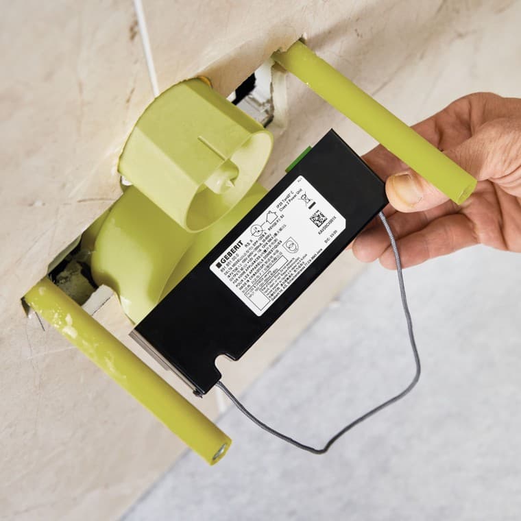 Підключення за принципом «підключи та працюй»: блок живлення підключається спеціалістом з сантехніки. Кваліфікований електрик не потрібен. Підключення за принципом «підключи та працюй»: блок живлення підключається спеціалістом з сантехніки. Кваліфікований електрик не потрібен.